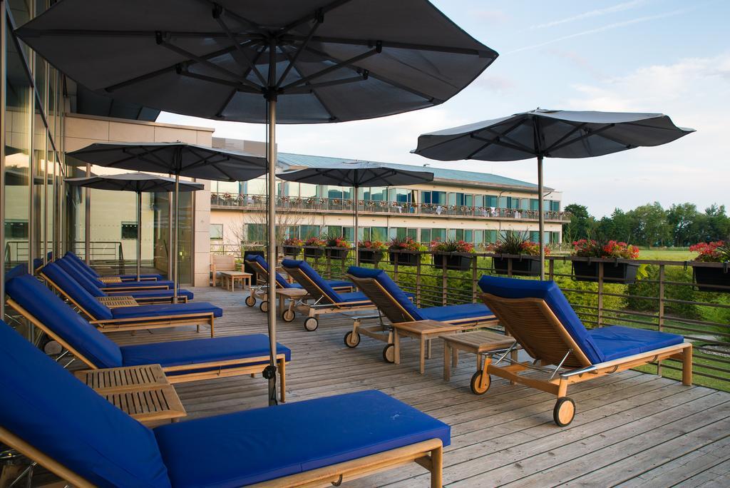 Hotel Barriere Ribeauville Bagian luar foto