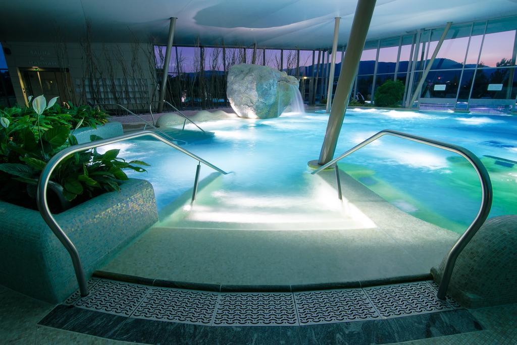 Hotel Barriere Ribeauville Bagian luar foto