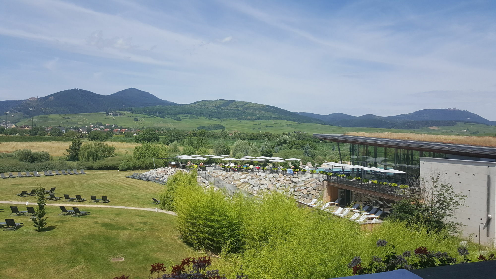 Hotel Barriere Ribeauville Bagian luar foto